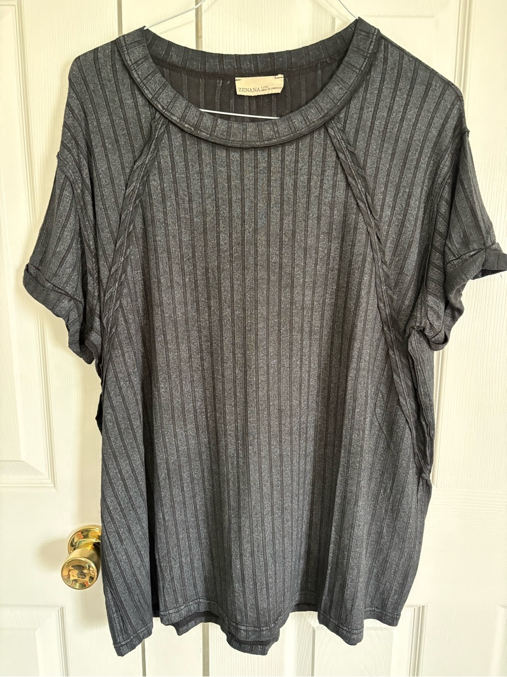 Zenana Outfitters Charcoal Ribbed Short Sleeve Tee